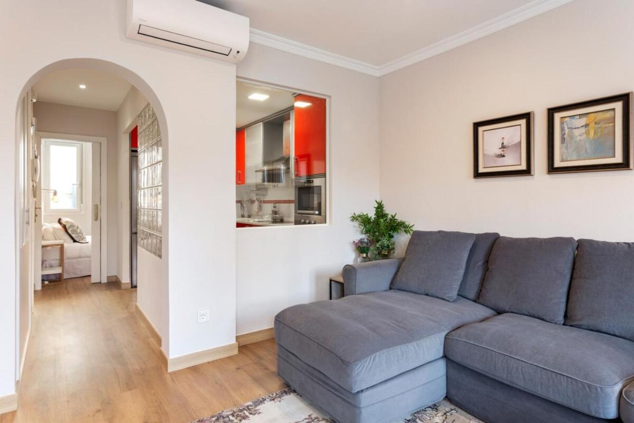 Elegant 1 Bedroom Apartment In The Heart Of Centro Madrid Exterior photo