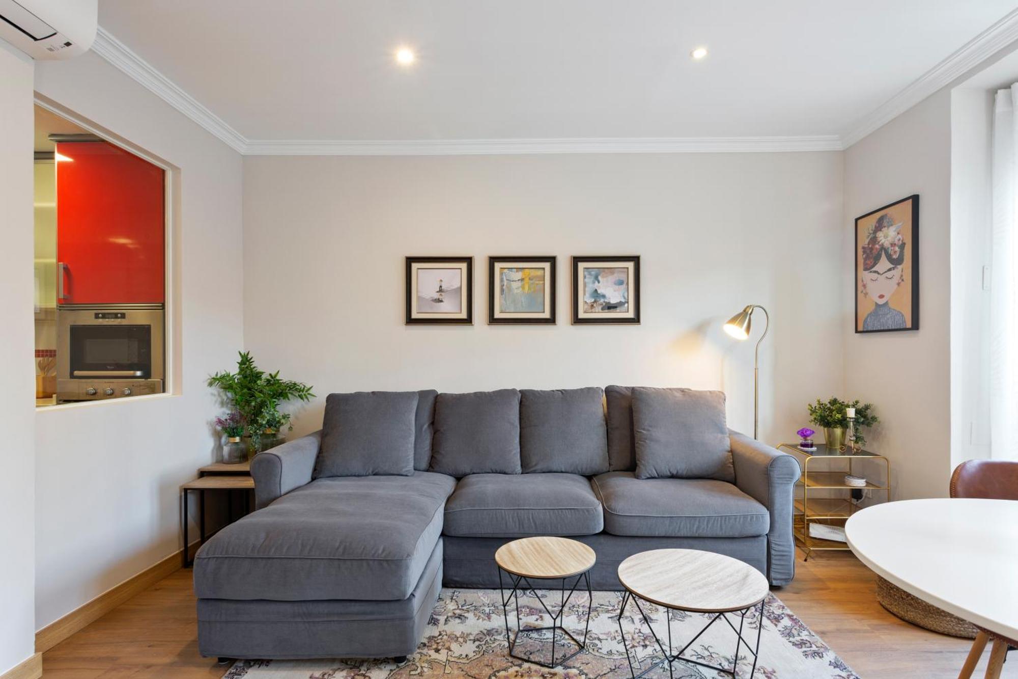 Elegant 1 Bedroom Apartment In The Heart Of Centro Madrid Exterior photo