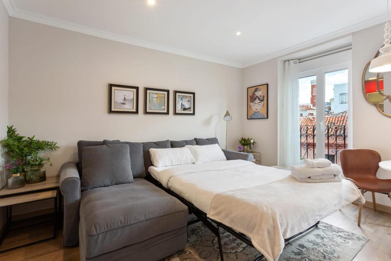 Elegant 1 Bedroom Apartment In The Heart Of Centro Madrid Exterior photo