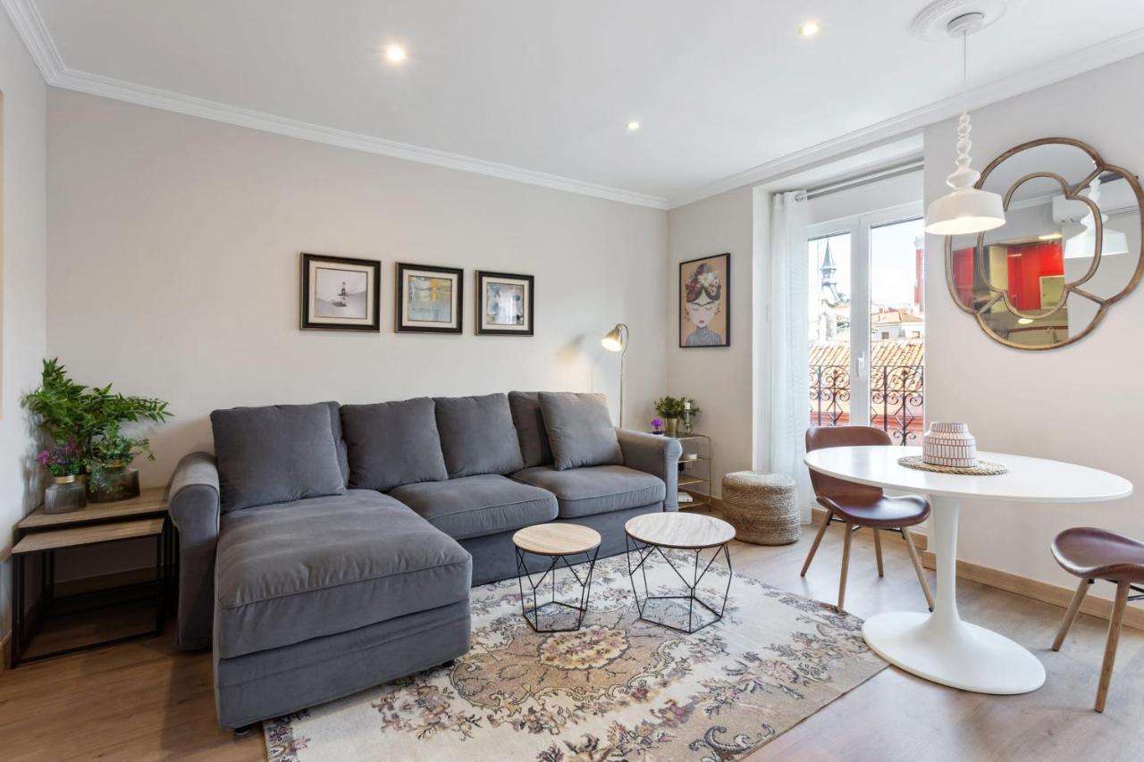 Elegant 1 Bedroom Apartment In The Heart Of Centro Madrid Exterior photo